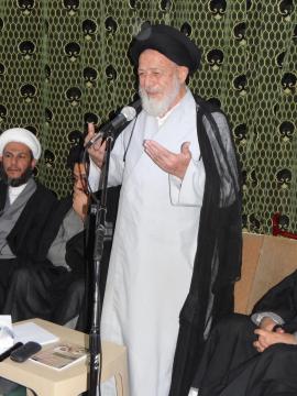 آية الله الأشكوري يلتقي مجموعة من وجهاء عشائر ميسان