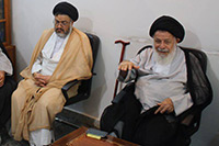 تشرفت نخبة من طلبة العلوم الدينية ممّن وُفقوا لخدمة المجاهدين في سوح العز والكرامة والجهاد بزيارة قائد الغر المحجلين أمير المؤمنين (عليه السلام) والتقوا بممثل سماحة آية الله العظمى السيد كاظم الحسيني الحائري (دام ظله) في العراق