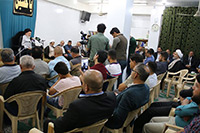 زار جمع من الصحفيين والإعلاميين من عدة محافظات مكتب سماحة السيد الحائري(دام ظله) في النجف الأشرف وذلك -وبحسب ما أفادوا- لمعرفة تكليفهم الشرعي تجاه ما يراد بعراقنا الجريح من مؤامرات خارجية وداخلية، وكان في استقبالهم سماحة آية الله السيد نور الدين الأشكوري 